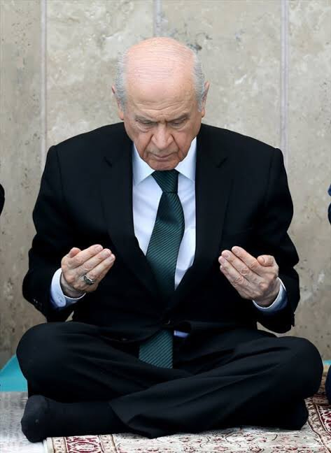 DEVLET BAHÇELİ